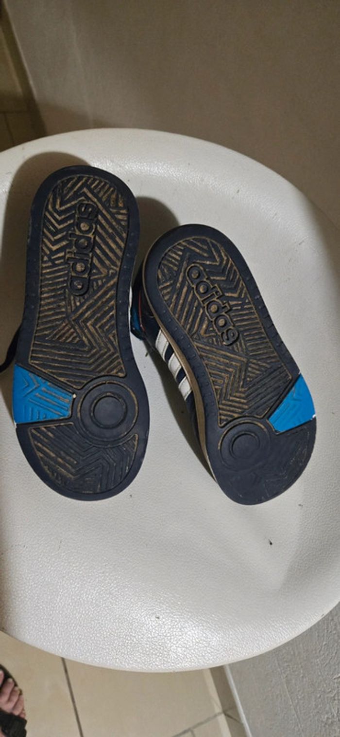 Adidas 32 - photo numéro 7