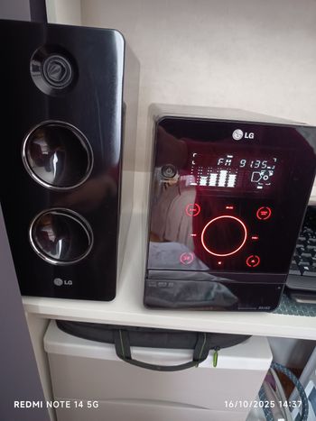 Chaîne hifi de marque LG