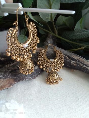 Boucles d'oreilles indiennes avec pierres de lunes naturelles