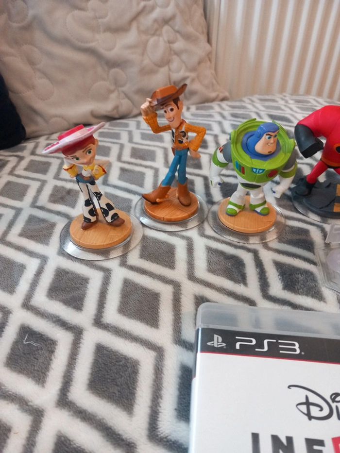 Lot 8 figurines infinity plus jeux ps3 - photo numéro 2