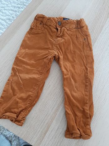 Pantalon taille 24 mois