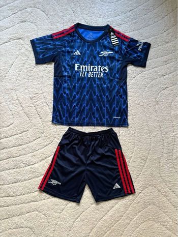 Ensemble de foot Arsenal enfant 8 ans