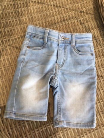 Bermuda en jean 2 ans