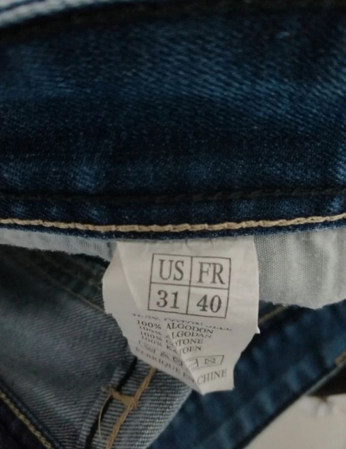 Jean 
Taille 40 - photo numéro 3
