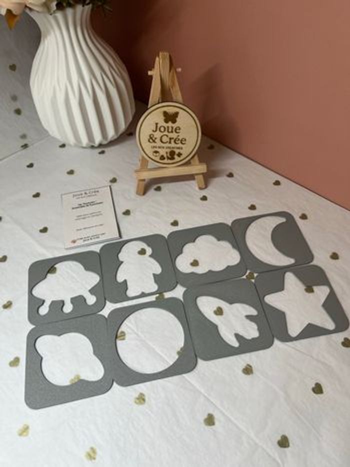 Lot de pochoirs espace – Activité créative enfant