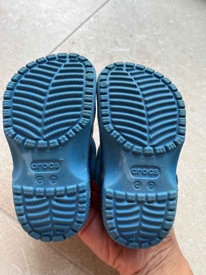 Crocs requins - photo numéro 4