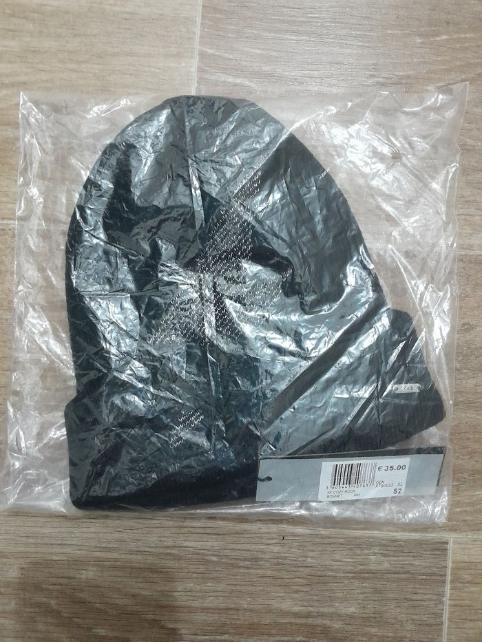 Bonnet IKKS taille 4 ans 52cm - photo numéro 4