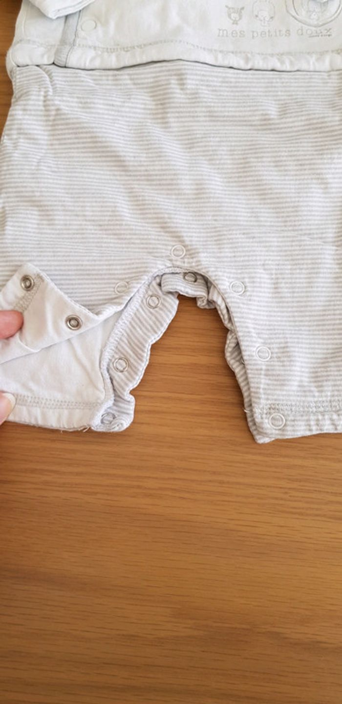 Combinaison 1 mois - photo numéro 2