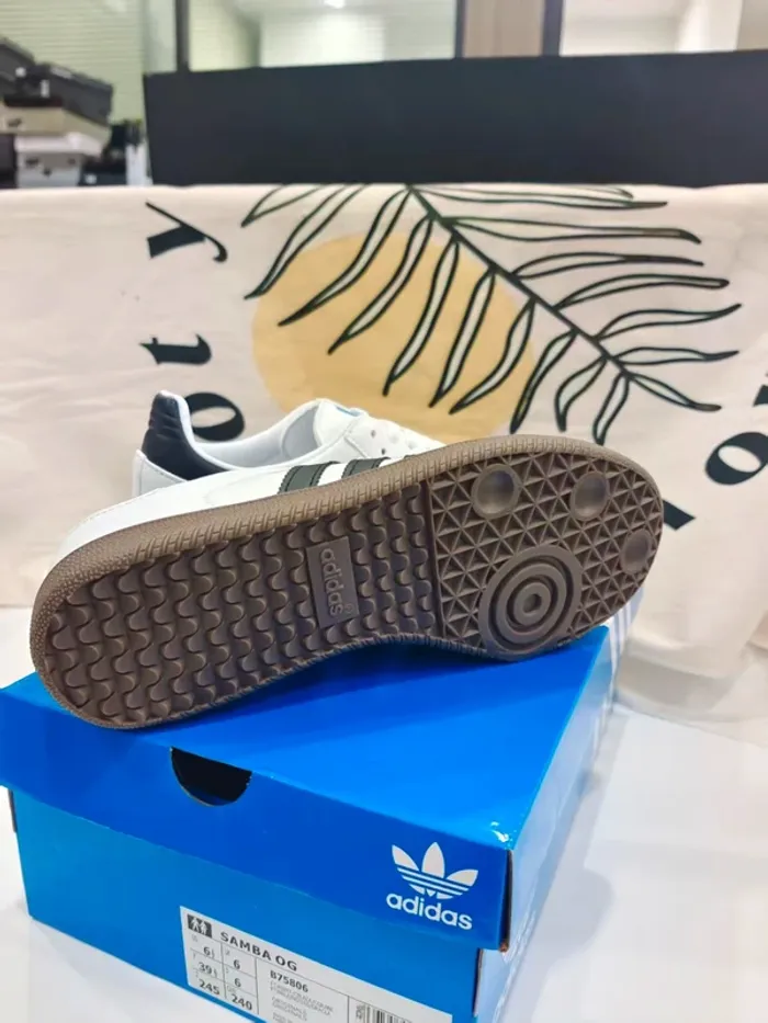 Adidas Samba OG 'White Navy Grey' - Taille 40 - photo numéro 4