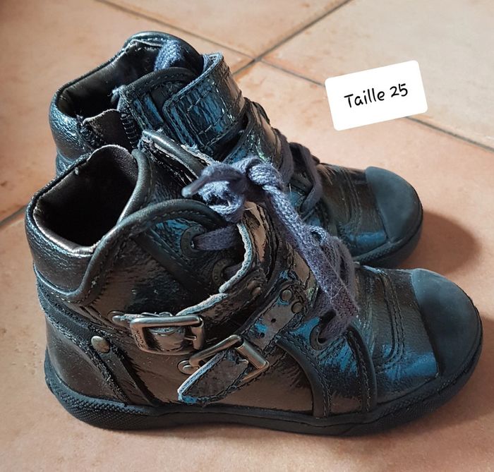 Chaussures mod8 taille 25 - photo numéro 2