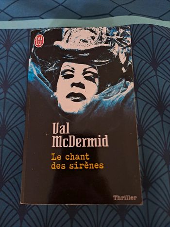 Livre Le Chant des Sirènes. Val McDermid