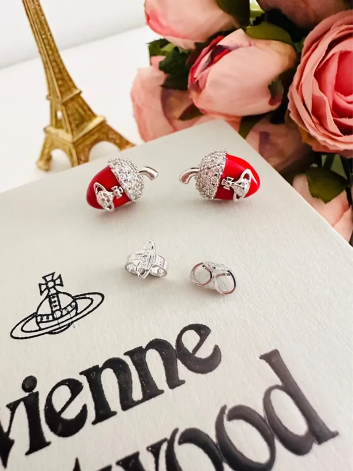 Boucles d’oreilles Vivienne Westwood noisettes rouges & strass – Modèle rare - photo numéro 3