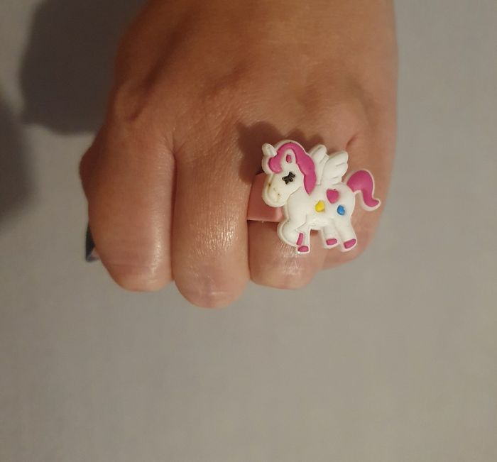 Lot bijoux enfant et porte clé licorne - photo numéro 3