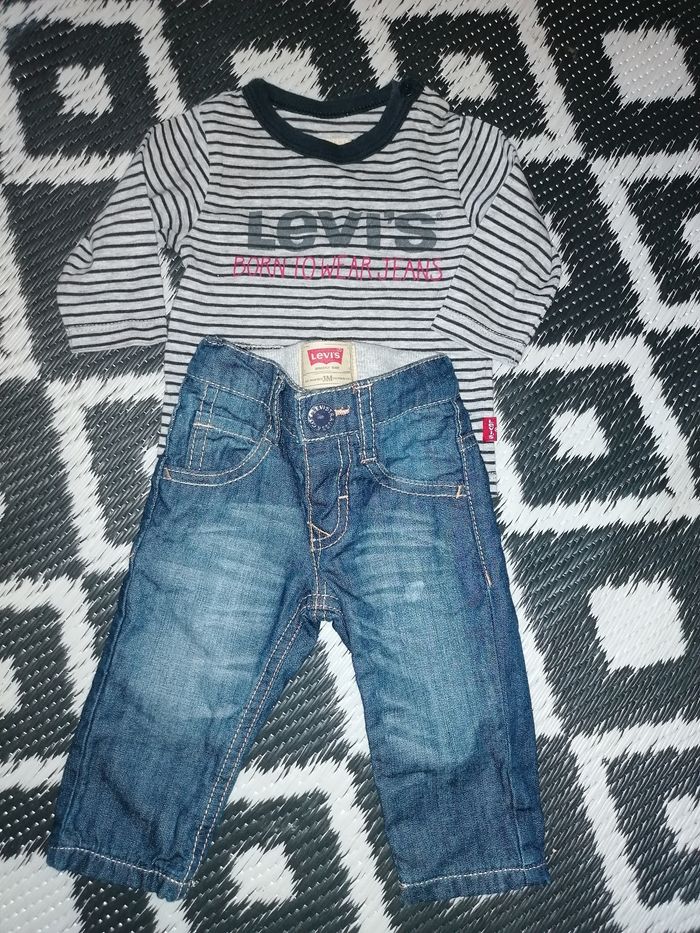 Ensemble Levis - photo numéro 2