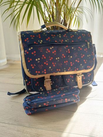 Cartable cerisier