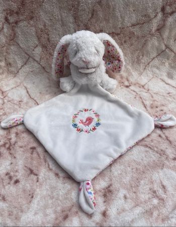Doudou Lapin blanc mouchoir fleurs oiseau rose Pommette