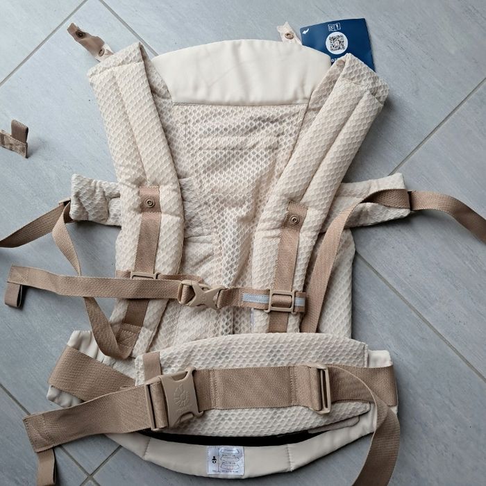 Porte bébé physiologique omni breeze ergobaby beige - photo numéro 5