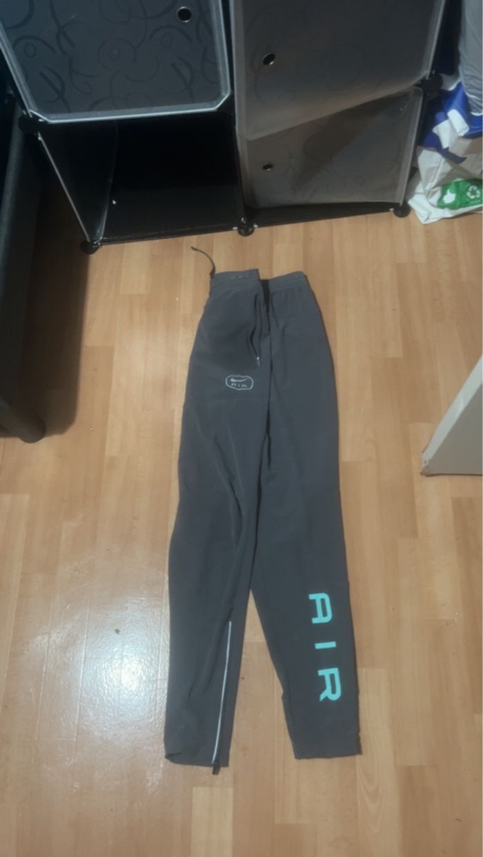 Nike Air Jogging Gris – Logo Turquoise – Très Bon État - photo numéro 2
