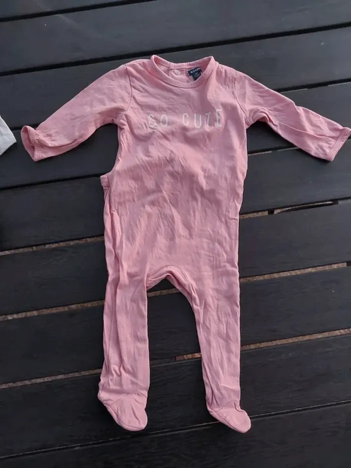 Lot 4 pyjamas légers 6mois - photo numéro 4