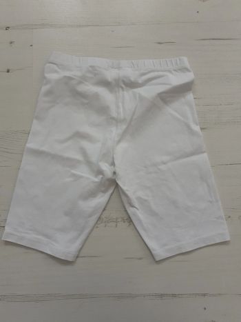 Short fille blanc  Benetton 8 / 9 ans