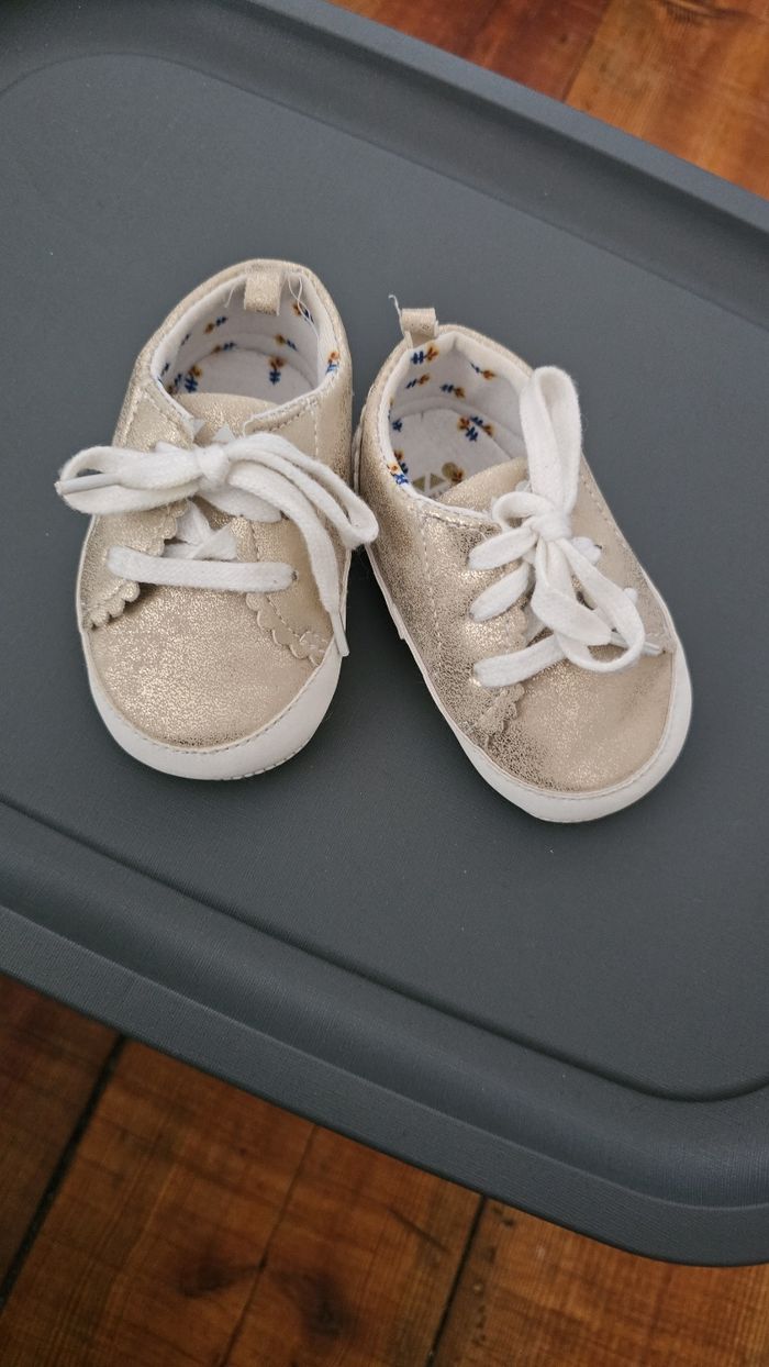 Chaussures bebe fille