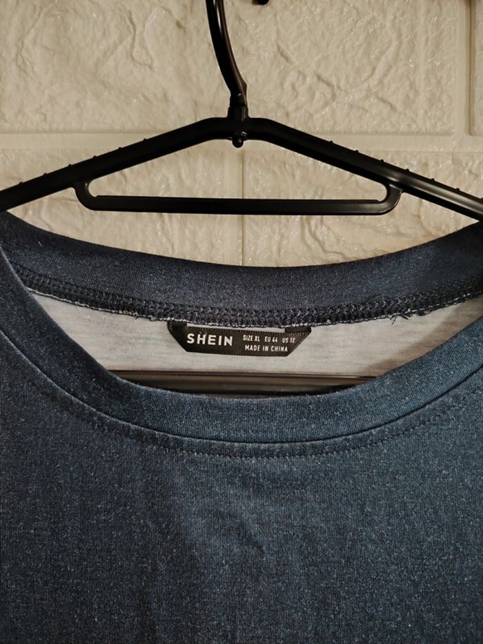 Ensemble jupe et tee-shirt bleu - photo numéro 7
