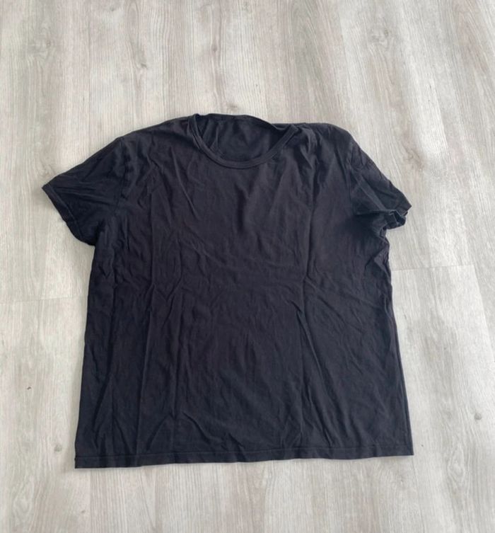 TEE shirt taille XXL sans marque