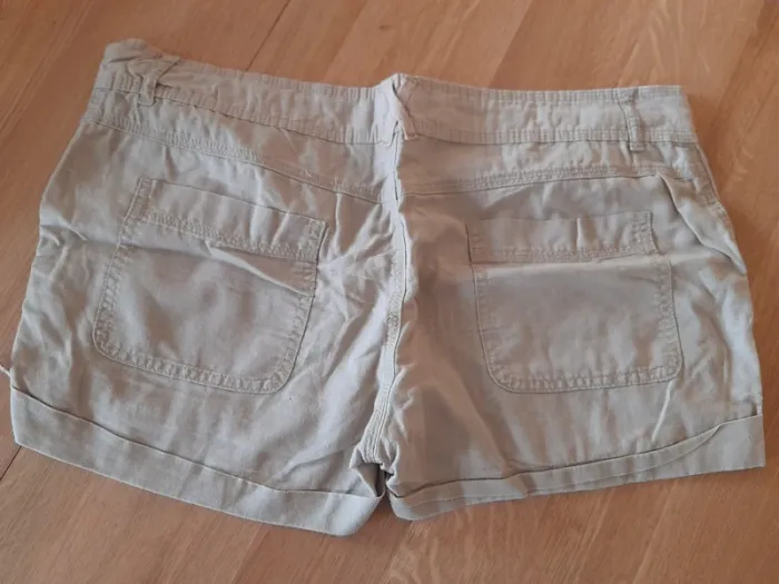Short taupe / kaki - photo numéro 2