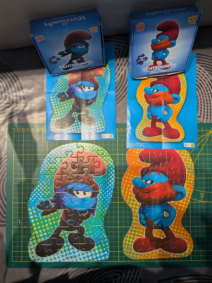 2 puzzles Schtroumpfs burger king