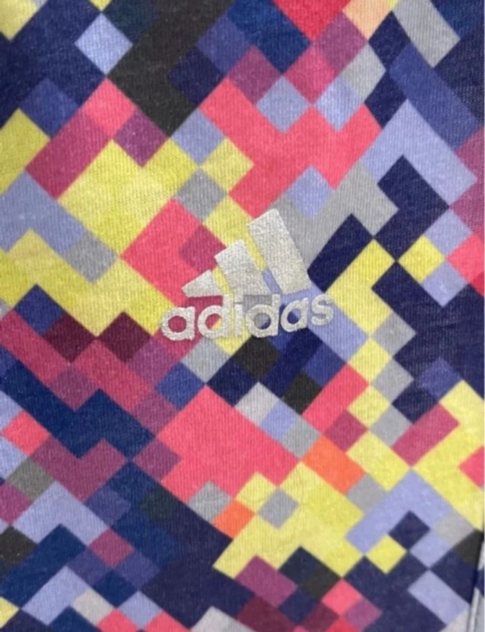 Superbe top sport Adidas Pixels 🌸 S 36 38 - photo numéro 4