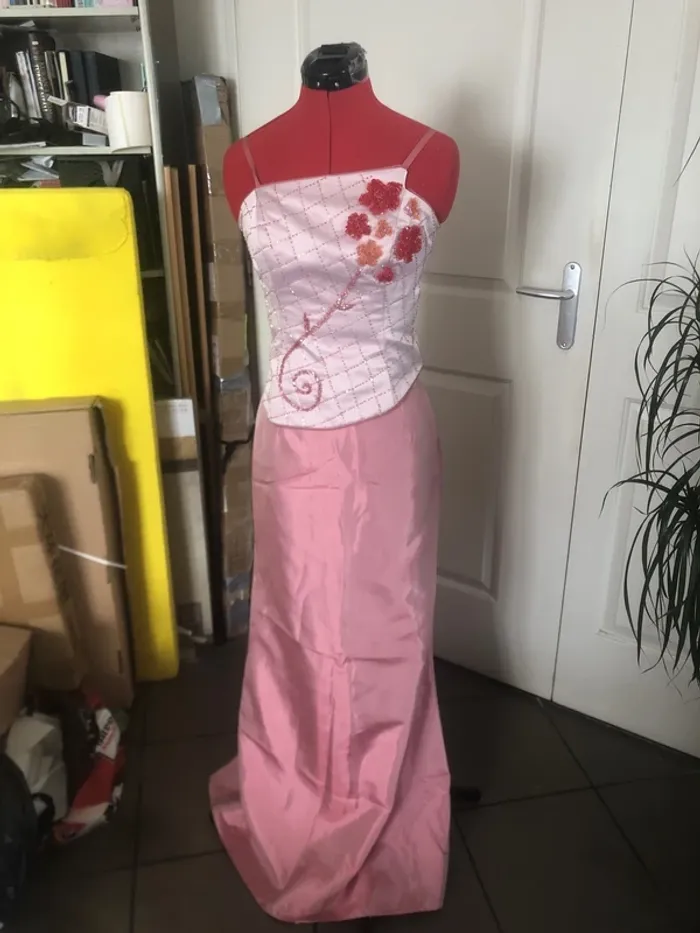 Ensemble haut et jupe pour occasion T38 femme 👩 - photo numéro 2