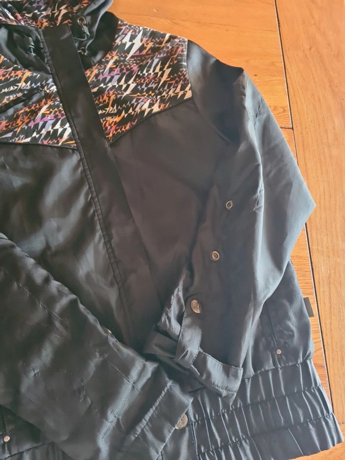 Veste/coupevent Volcom - photo numéro 2