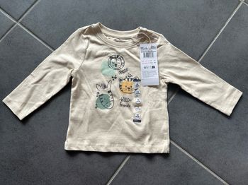 Haut manches longues Taille 12 mois NEUF