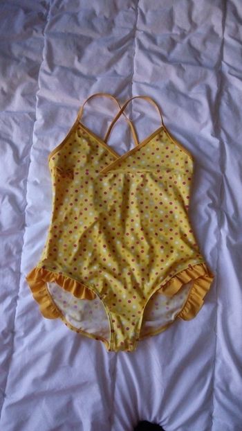 Adorable maillot de bain à pois 1 pièce