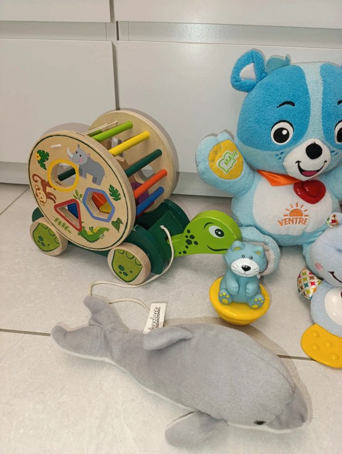 lot de jouets - photo numéro 2