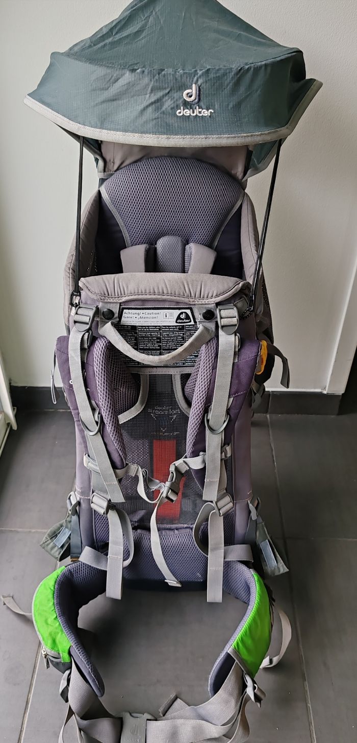 Porte bébé Deuteur Kid Comfort Air Vert avec Reposes Pieds et Housse de pluie - photo numéro 9
