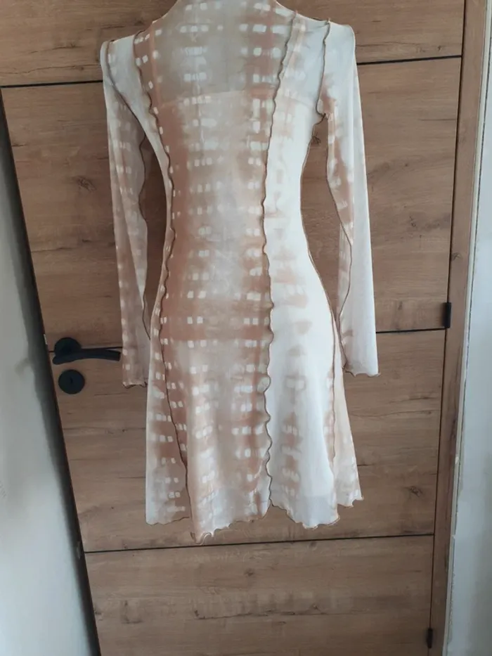 Robe en tulle leger avec doublure - photo numéro 6