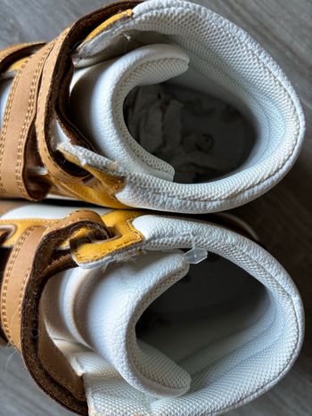 Baskets 34 okaidi neuves