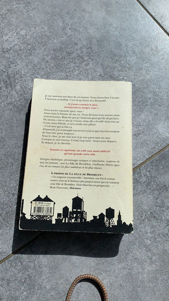 Livre la fille de Brooklyn - photo numéro 2