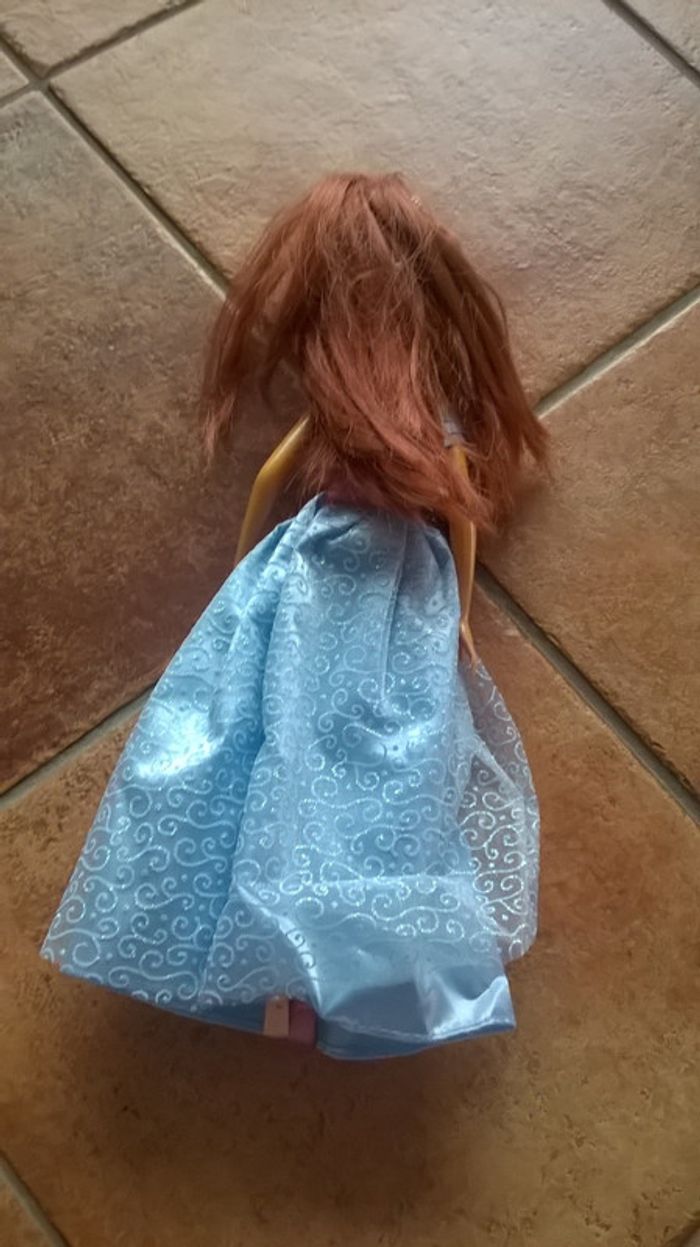 Barbie thème Princesse Disney 30 cm - photo numéro 3