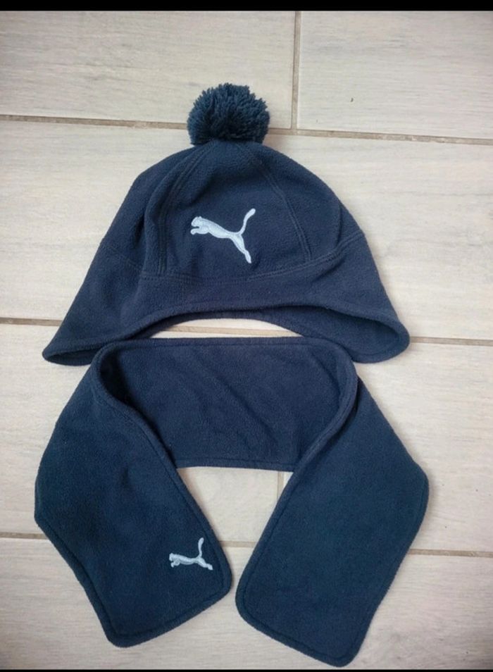 Magnifique bonnet écharpe puma garçon 12/18mois