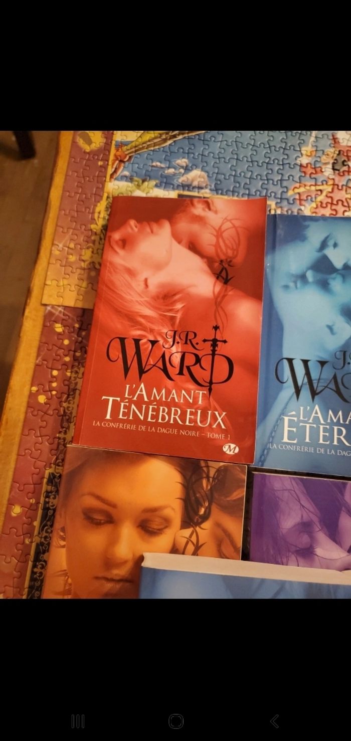 11 tomes de la Confrérie de la dague noire. - photo numéro 2