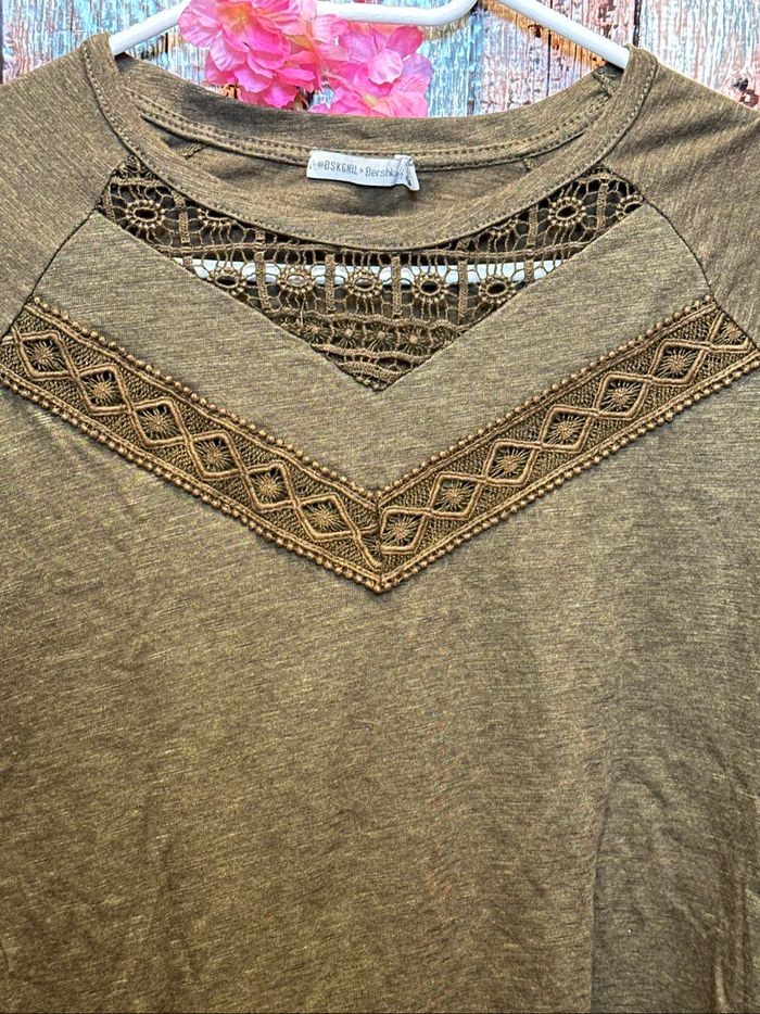 Haut Bershka taille S - photo numéro 2