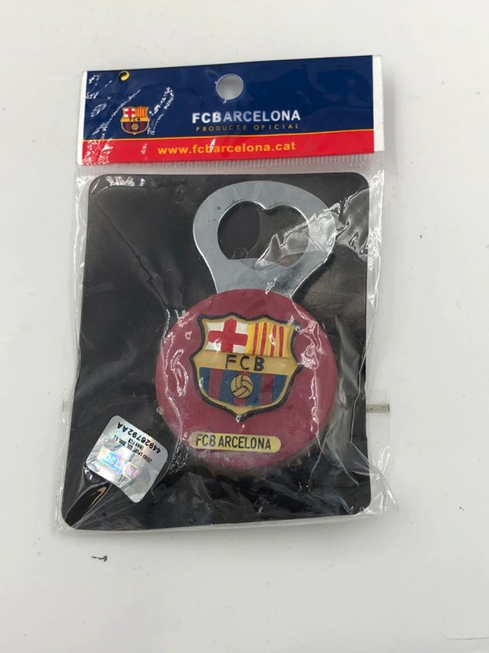 Porte clé ouvre boîte FC Barcelone neuf