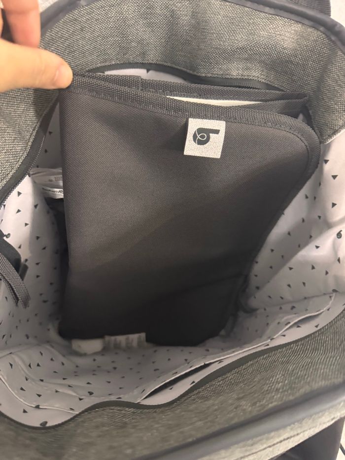 Sac pour bébé neuf jamais utilisé - photo numéro 3