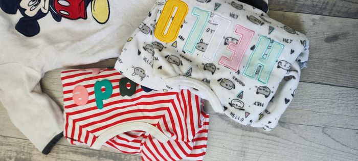 Lot pijamas 3 mois - photo numéro 2