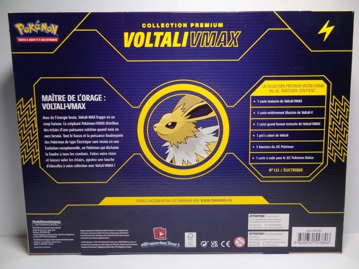 Coffret Pokémon Premium 3 pièces : Aquali / Pyroli / Voltali-VMAX - Neuf - photo numéro 5