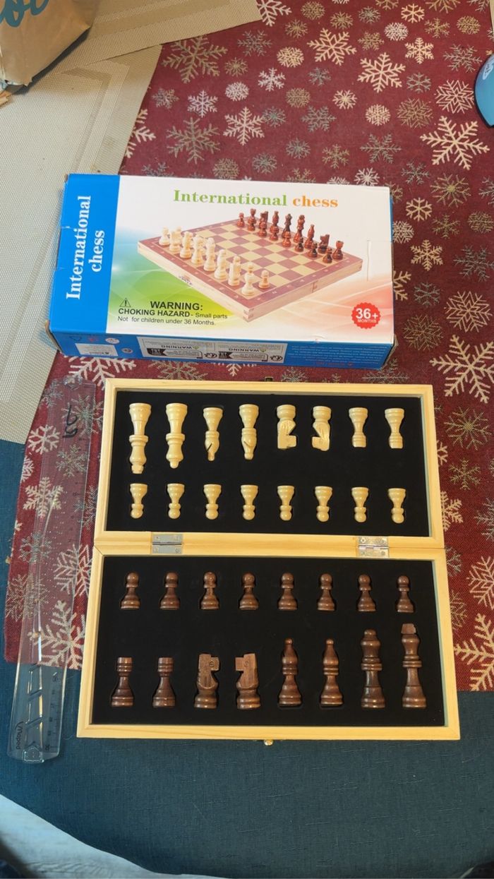 Échiquier en bois aimanté – Jeu d’échecs neuf - photo numéro 2