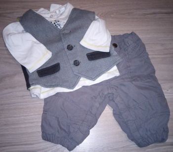 Ensemble  3 pièces 6 mois