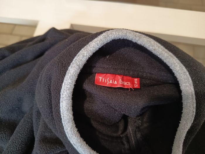 Lot de deux vestes polaires 12 ans - photo numéro 3